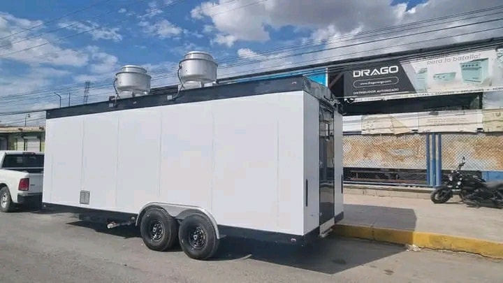 Food trailer model 2023